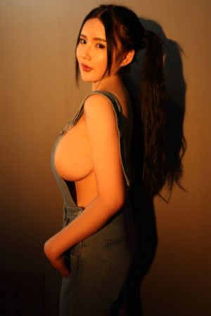 蜜桃av色偷偷av