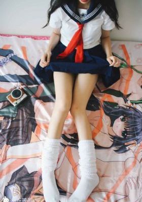 丰满少妇与大狼拘