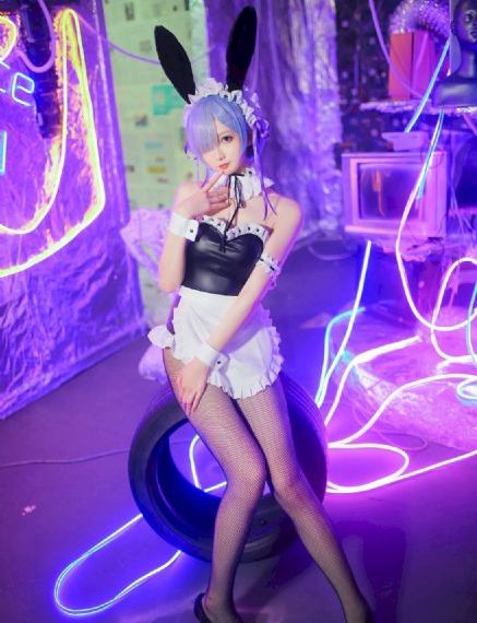 恶魔少爷别吻我第一季