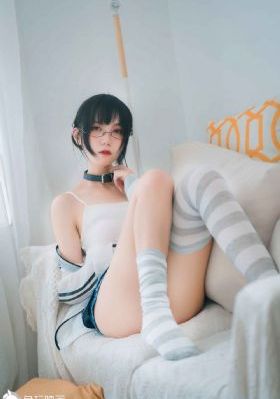 japanesehd娇小第一次