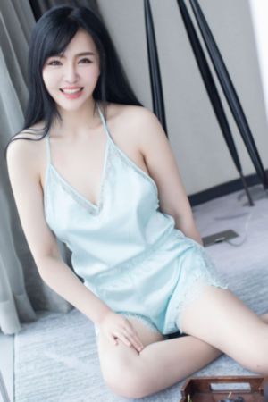 海边的女人