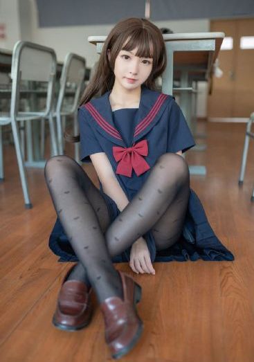 两个小婕子跟我做受hd