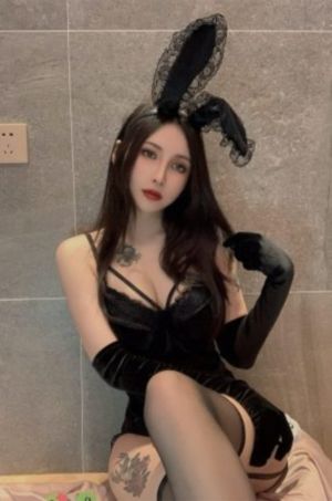 艳鉧动漫1～6无删减版在线观看